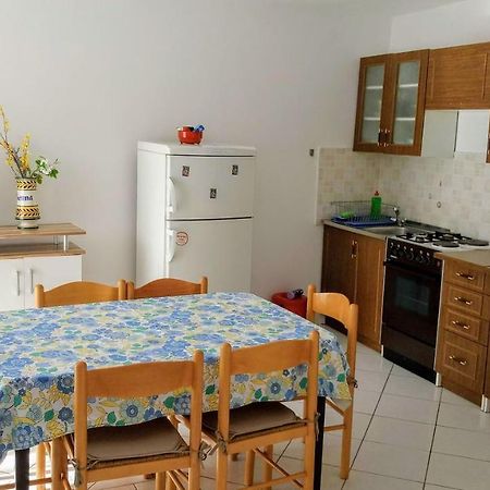 Apartments Tatjana Martinšćica エクステリア 写真